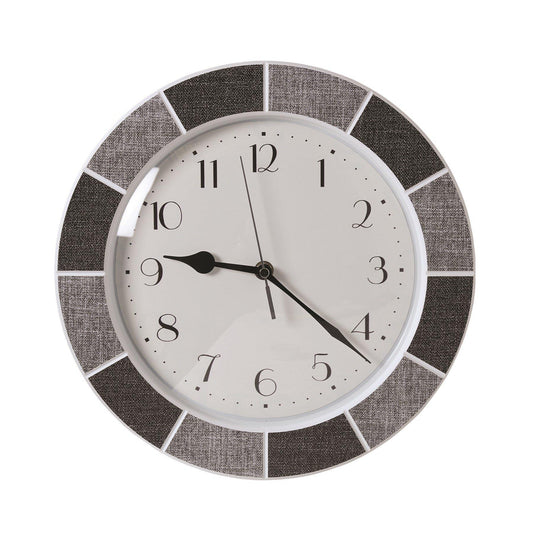 Elegant kitchen clock with tiled border