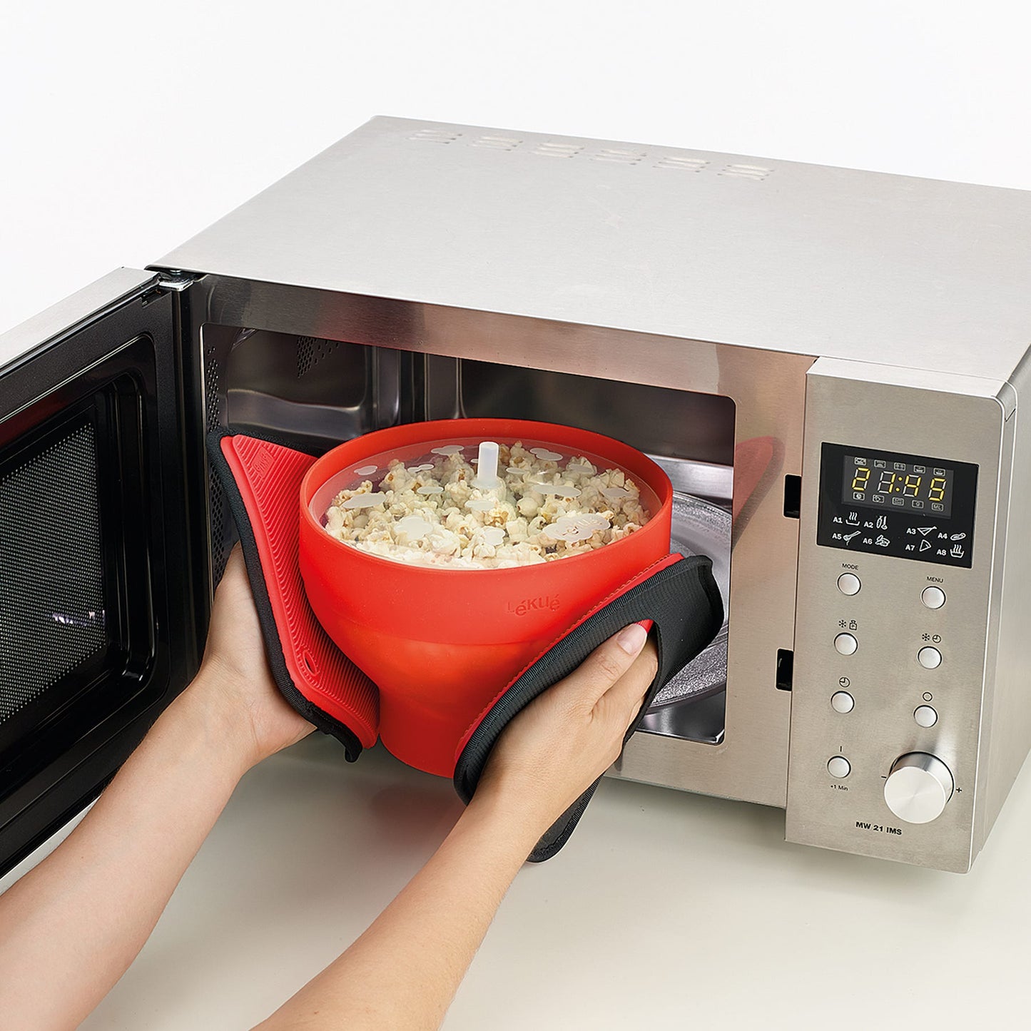 Lekue microwave popcorn maker